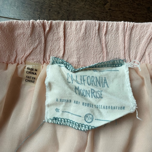California Moonrise Boho peach shorts - Picture 7 of 8